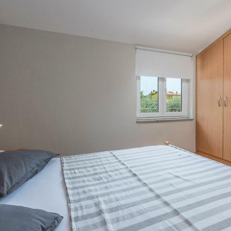 Apartment Green With Balcony Nova Vas  Εξωτερικό φωτογραφία
